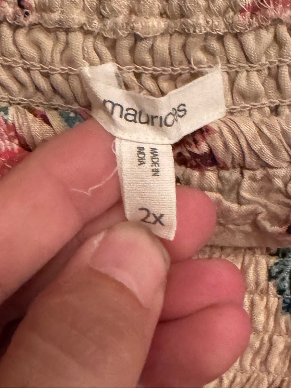 Maurices Sz 2X Beige Floral Off or On Smocked Dress with pockets - Picture 2 of 10